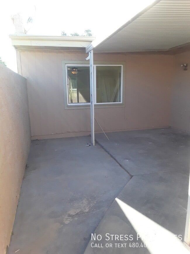 Building Photo - 8420 N 33rd Dr