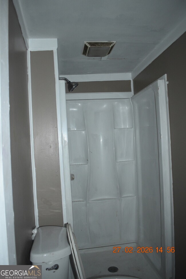 Building Photo - 4048 Kemper Ave