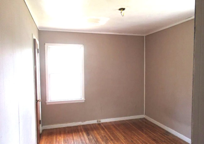 Building Photo - 836 Glen Ridge Dr