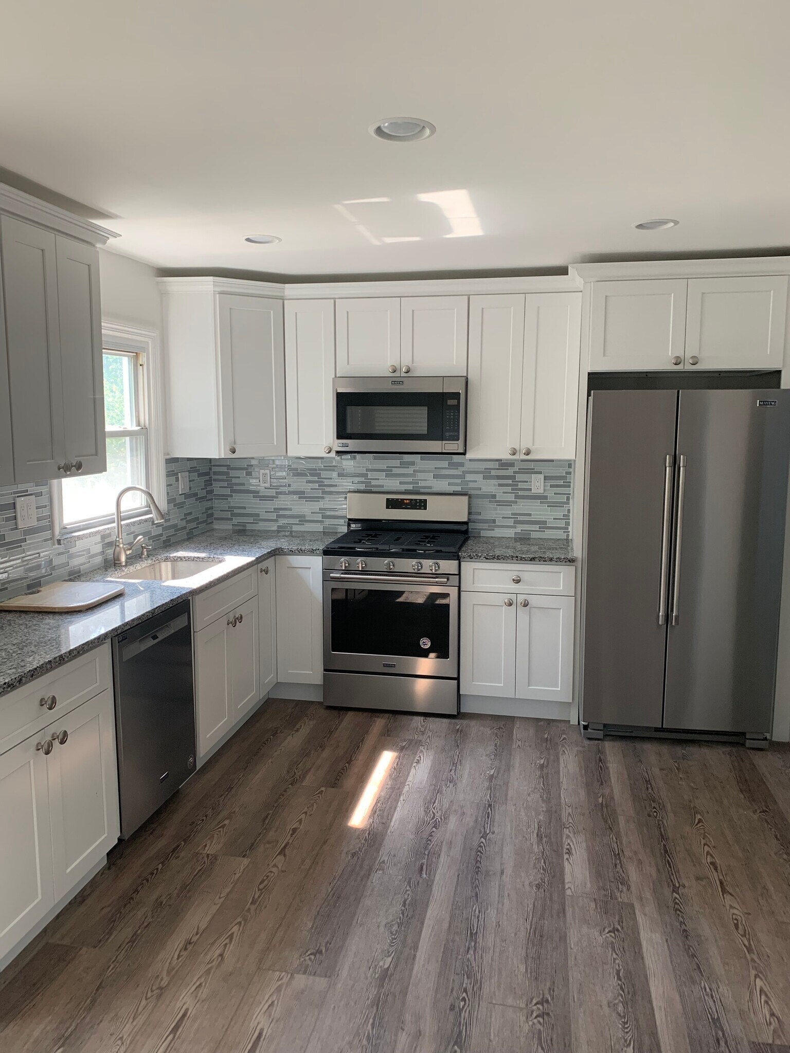 Building Photo - 67 Bertolotto Ave