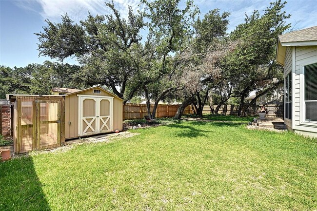Building Photo - 1230 Heppner Dr