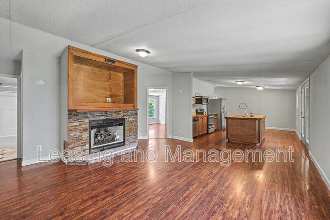 Building Photo - 3585 Riley Wright Rd