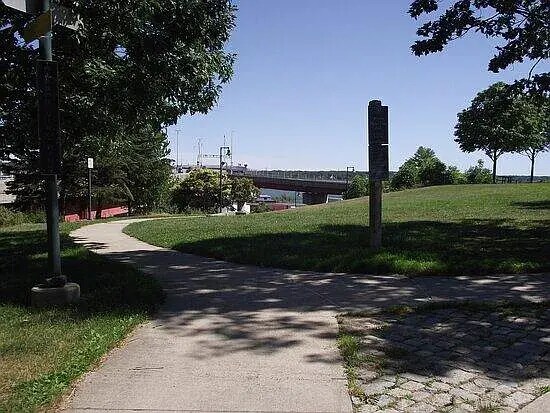 Harbor View Memorial Park - 22 State St