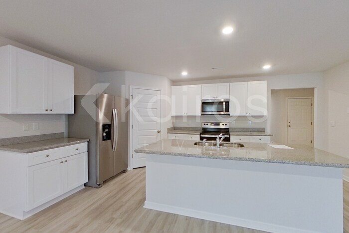 Building Photo - 417 Monarch Ln