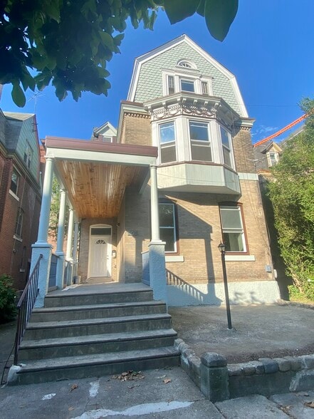 Primary Photo - 908 S 47th St