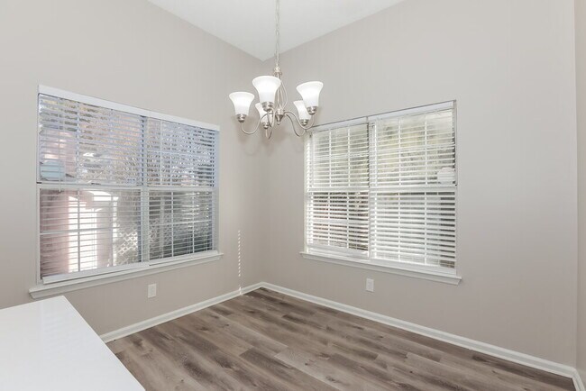 Building Photo - 7078 Shore Rd