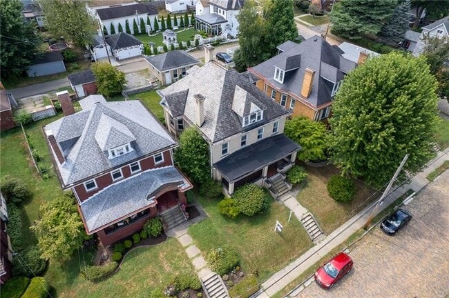 Building Photo - 1306 Ridge Ave