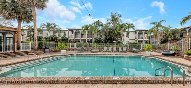 Building Photo - 4403 W Cleveland St