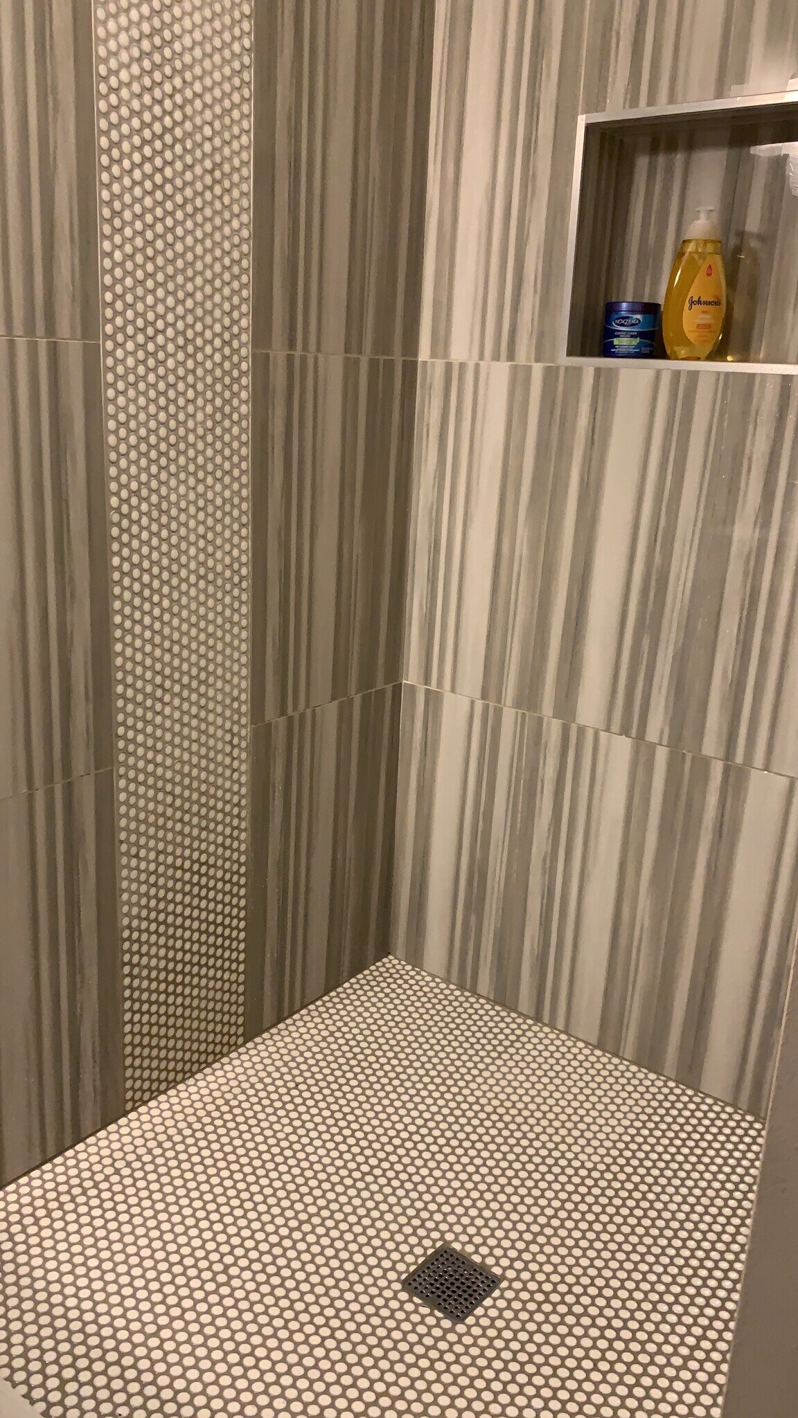 Building Photo - 5330 Bayshore Ave