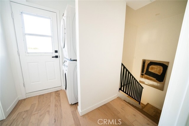 Building Photo - 2681 Roseview Ave