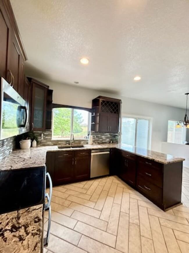 Building Photo - 4626 Bancroft Dr