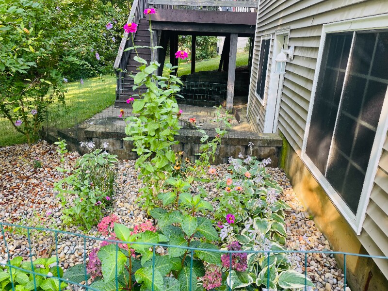 Building Photo - 5670 Honey Locust Dr