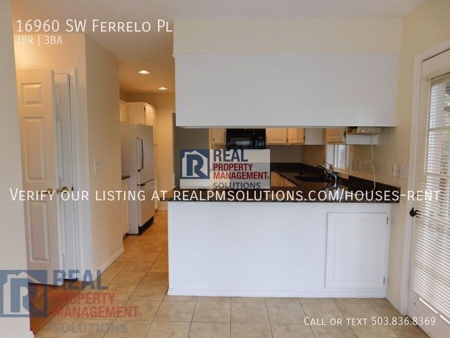 Building Photo - 16960 SW Ferrelo Pl