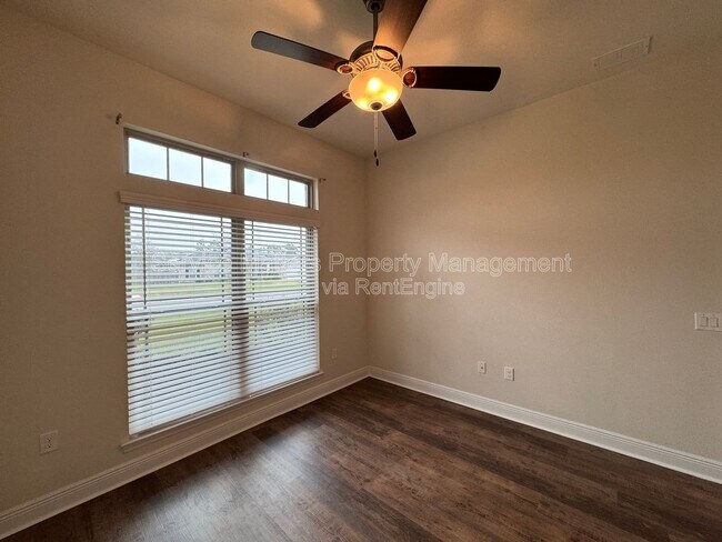 Building Photo - 5529 Cane Syrup Cir