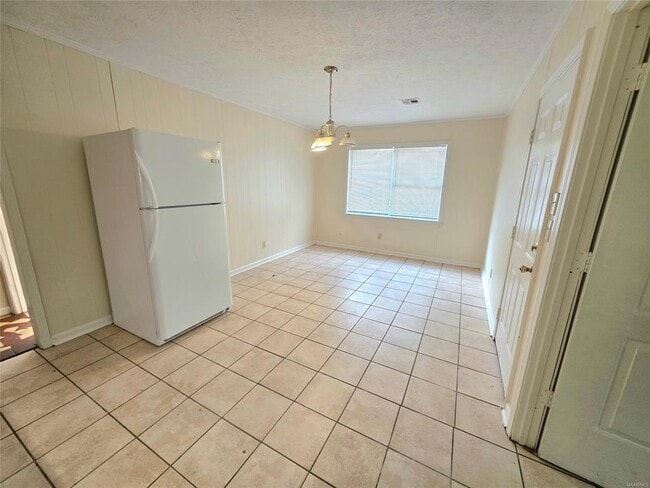 Building Photo - 408 Briarbrook Dr