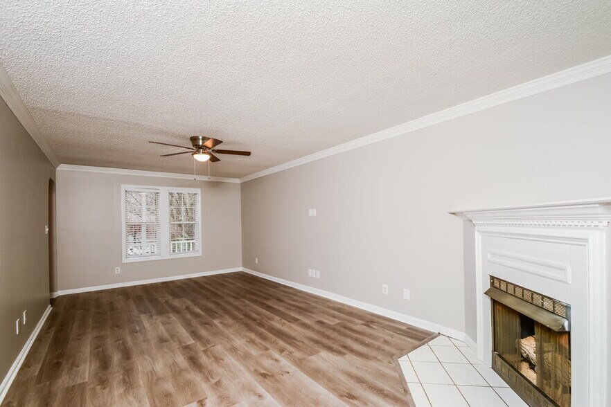 Building Photo - 109 S Lintel Dr