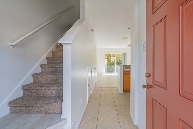 Building Photo - 2006 Fiesta Ridge Ct