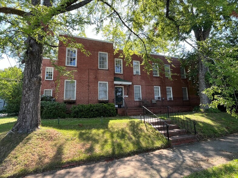 Building Photo - 305 N Jefferson St NE