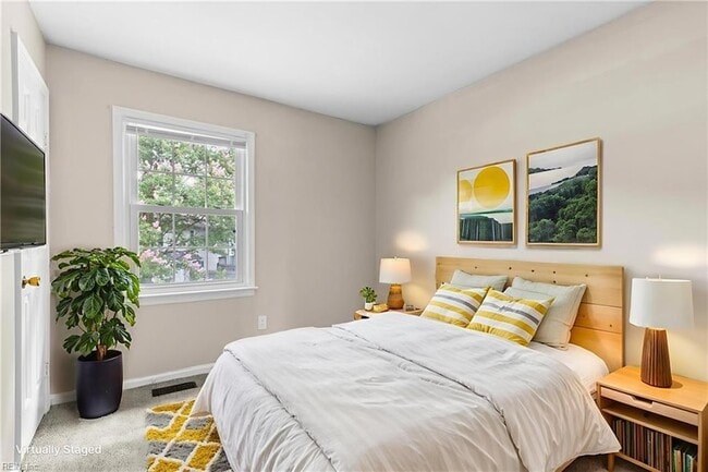 Building Photo - 2008 Fawnwood Common