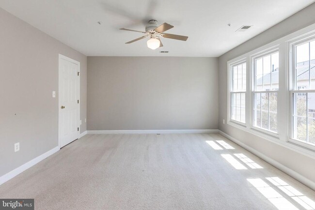 Building Photo - 10406 Overgate Pl