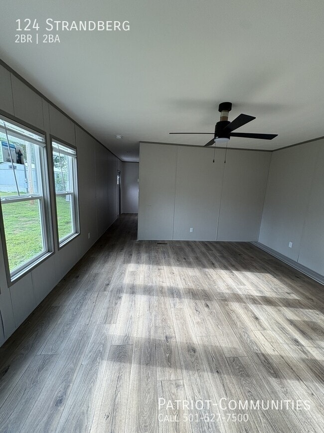 Building Photo - 124 Strandberg-