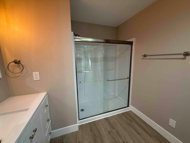 Building Photo - Brand New 1 Bedroom In Tahoe Park