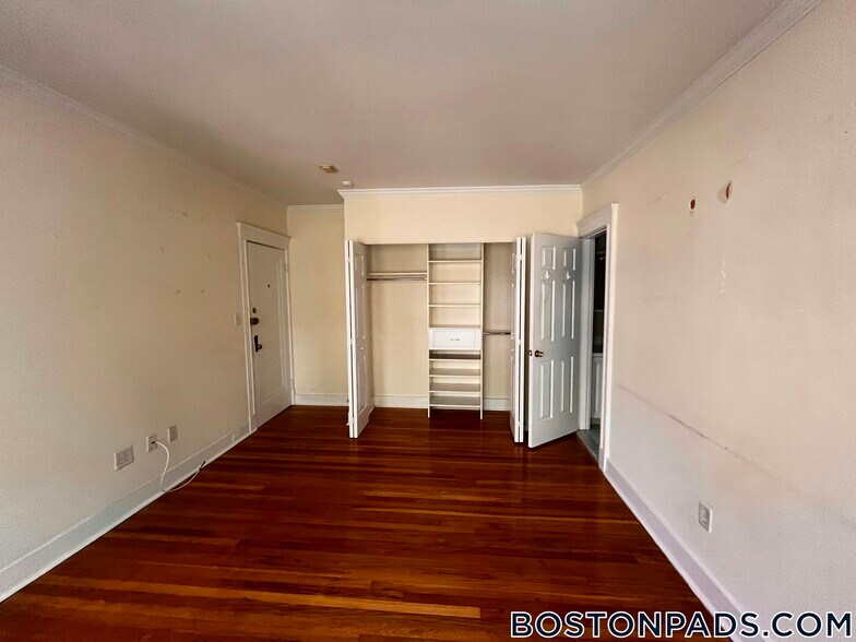 Building Photo - 1 Langdon St