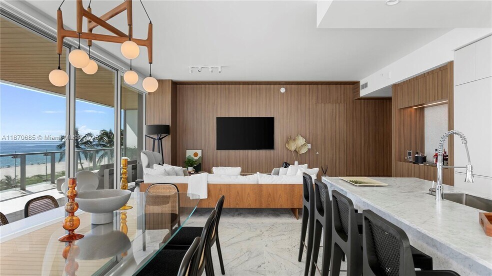 Building Photo - 5775 Collins Ave