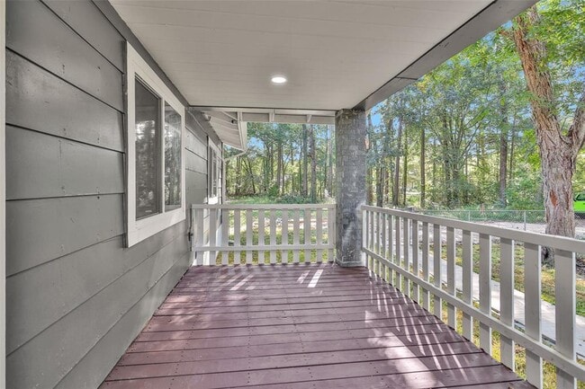 Building Photo - 26424 Leisure Ln