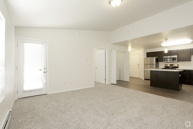 1 Bedroom - Living Room - Hunters View I