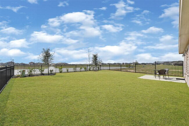 Building Photo - 27711 Seascape Vlg Dr