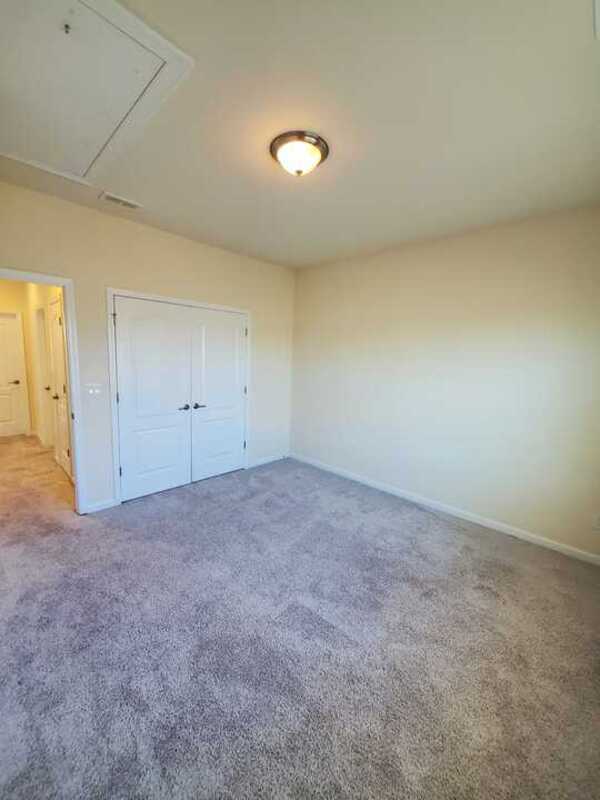 Building Photo - 1007 Anatrella Ln NW