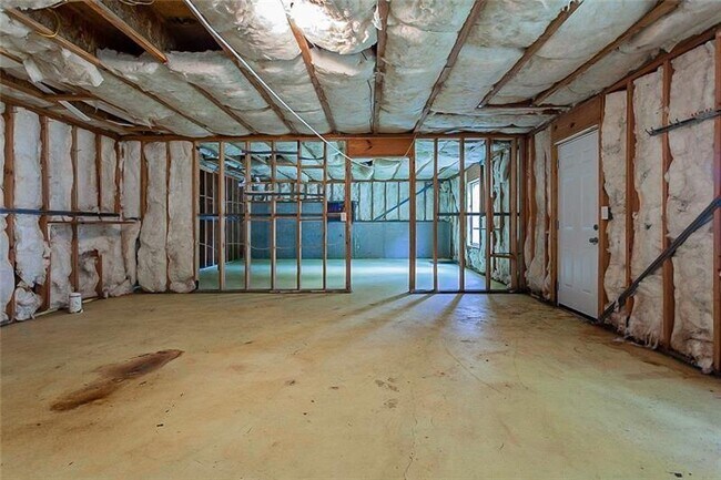 Building Photo - 3035 Whittier Way