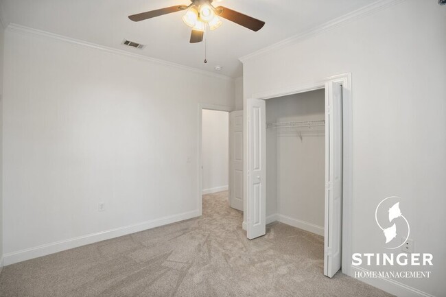 Building Photo - 3 Bedroom / 2.5 Bath Townhome For Rent In ...