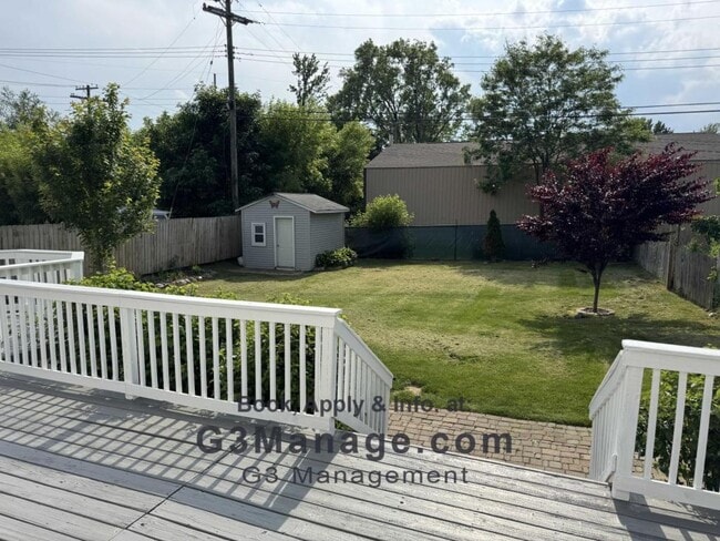 Building Photo - 407 N Reese St