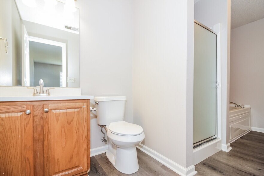 Building Photo - 9961 Fox Run Dr