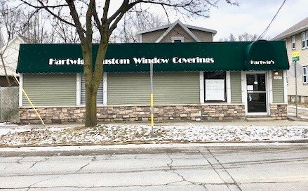 Building Photo - 2645 Milwaukee St