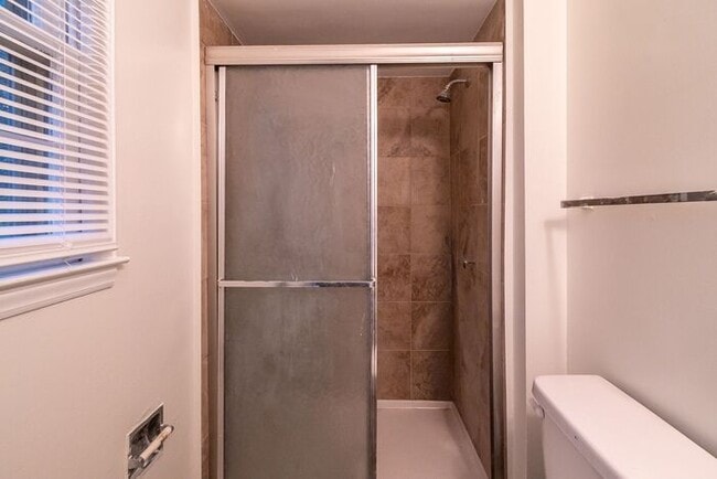 Building Photo - Newly Renovated 3-Bedroom Ranch with Spacious Yard!