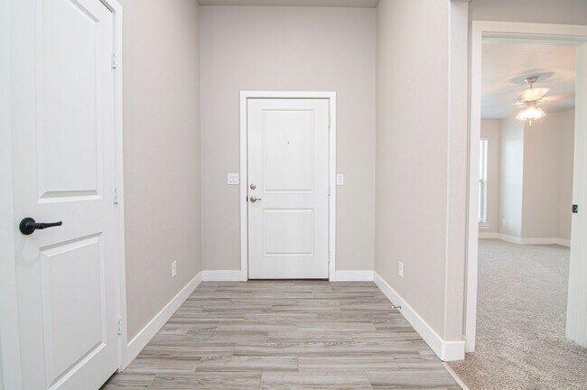Building Photo - 2408 Outlaw Ct
