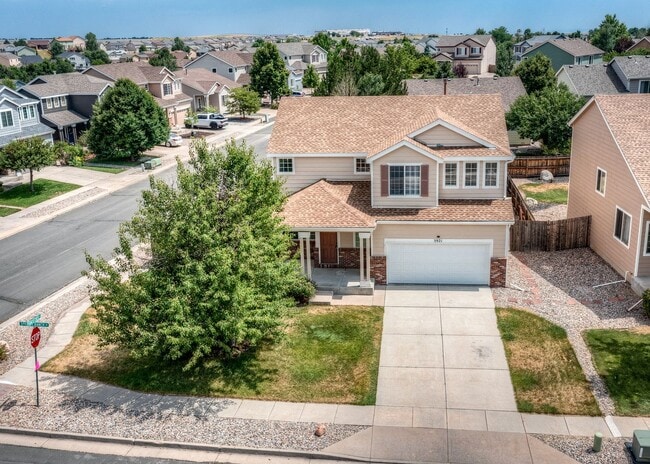Building Photo - Lovely Home on East Side Near Military bas...