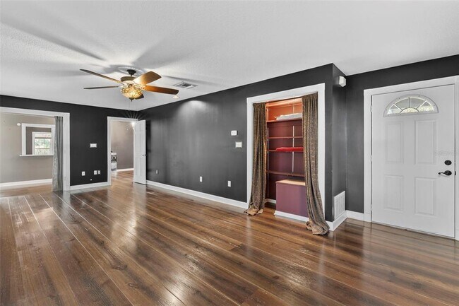 Building Photo - 126 E Palmetto Ave