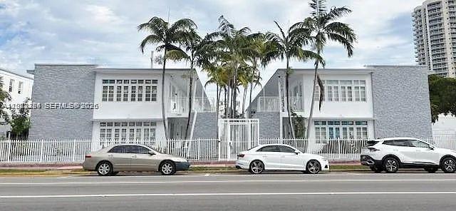 Building Photo - 7435 Harding Ave