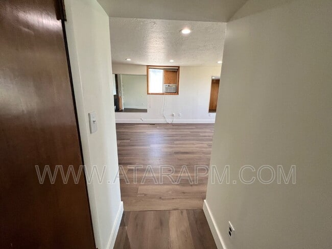 Building Photo - 270 2020 N