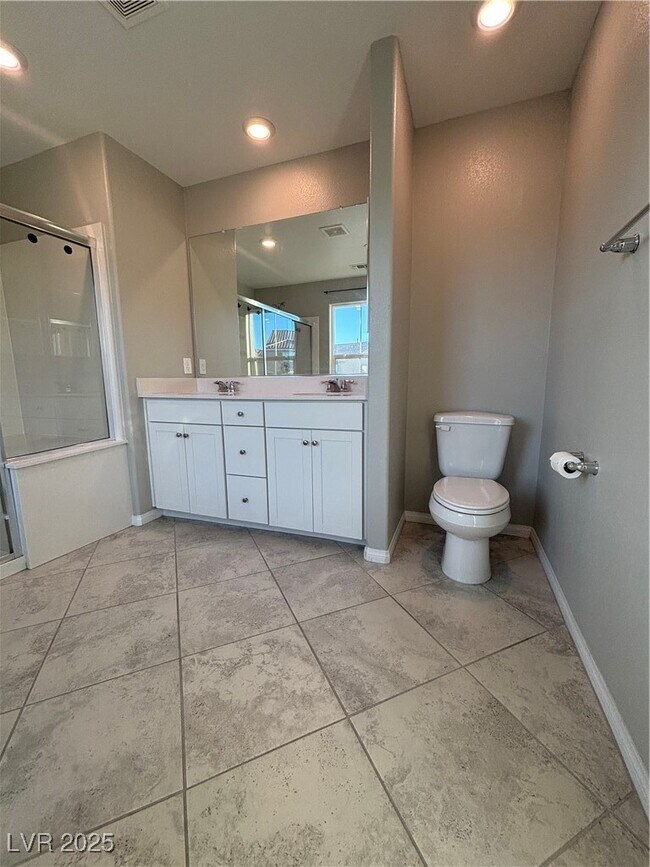 Building Photo - 2456 Bagnara Pl