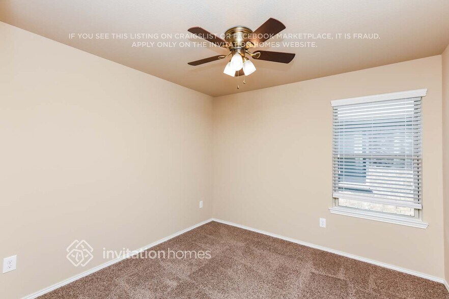 Building Photo - 14320 Broomstick Rd