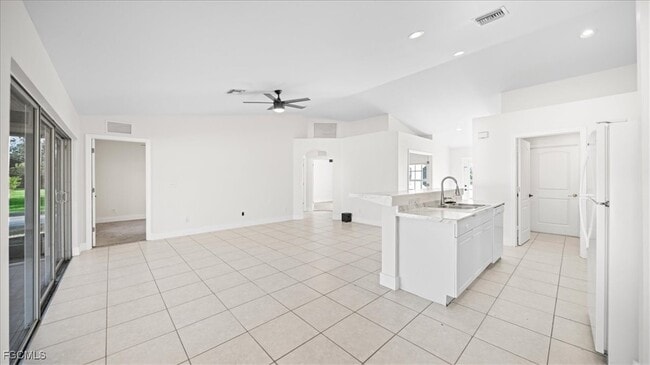 Building Photo - 1801 NW 1st Ave