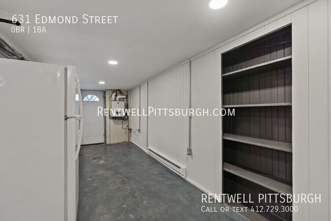 Building Photo - Studio Apartment in Bloomfield