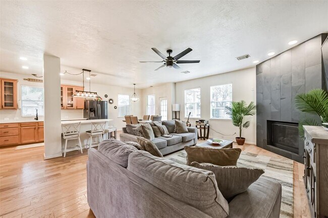 Building Photo - 18307 Wild Lilac Trail