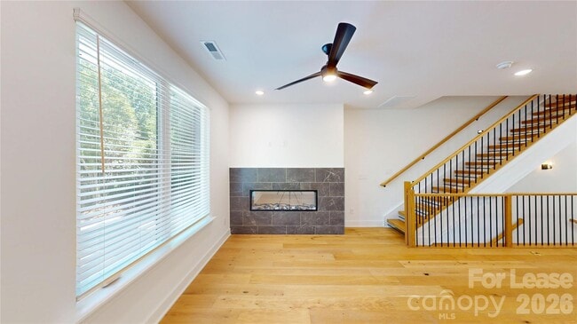 Building Photo - 156 Mattoon St