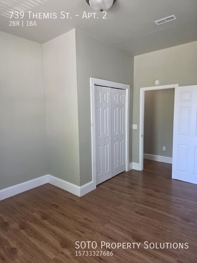Building Photo - 739 Themis St
